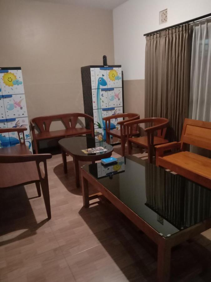 The New Orlinds Guest House Wonosari Ngoại thất bức ảnh